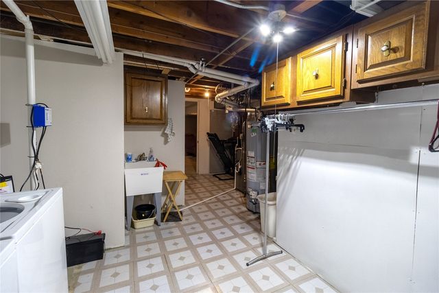 184 Carter Street NW, Cedar Rapids, IA 52405