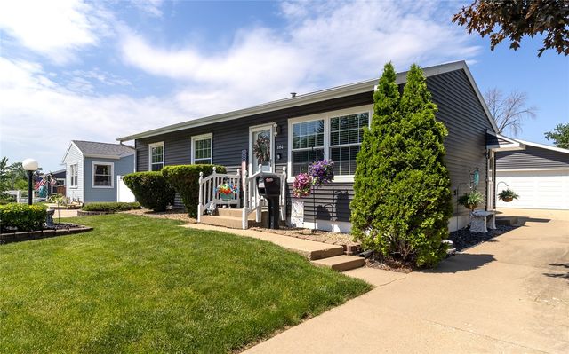184 Carter Street NW, Cedar Rapids, IA 52405