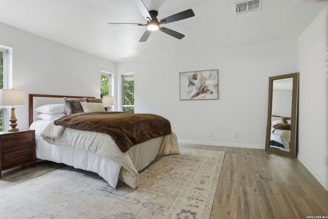 5615 Timberhurst, San Antonio, TX 78250