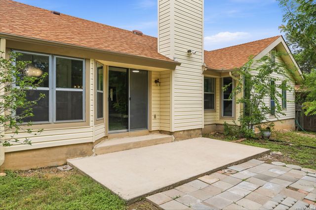 5615 Timberhurst, San Antonio, TX 78250