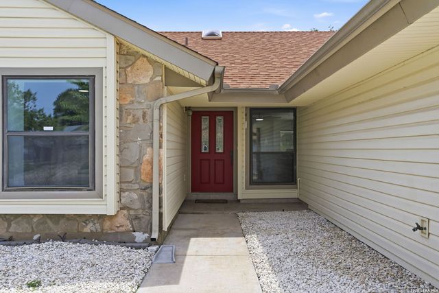 5615 Timberhurst, San Antonio, TX 78250