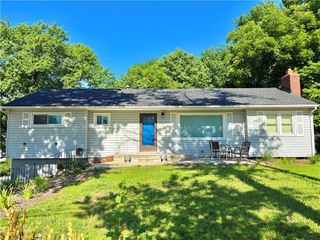 7940 N Broadway Street, Kansas City, MO 64118