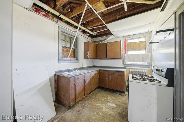 1311 Scott Avenue, Port Huron, MI 48060