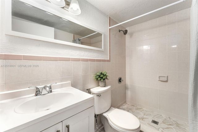 5706 W 26th Ave 5706, Hialeah, FL 33016