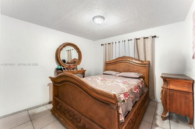 5706 W 26th Ave 5706, Hialeah, FL 33016
