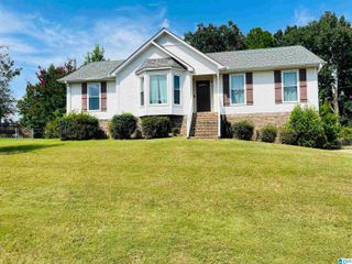 428 ALTAMONT DRIVE, Pleasant Grove, AL 35127