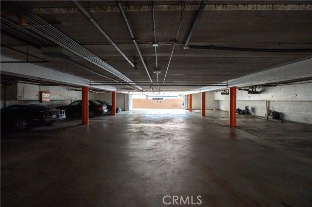 4015 W 137th Street 220, Hawthorne, CA 90250