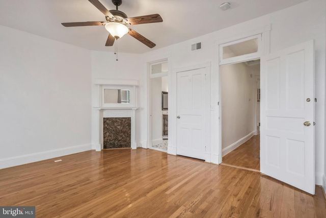 30 R ST NE, Washington, DC 20002