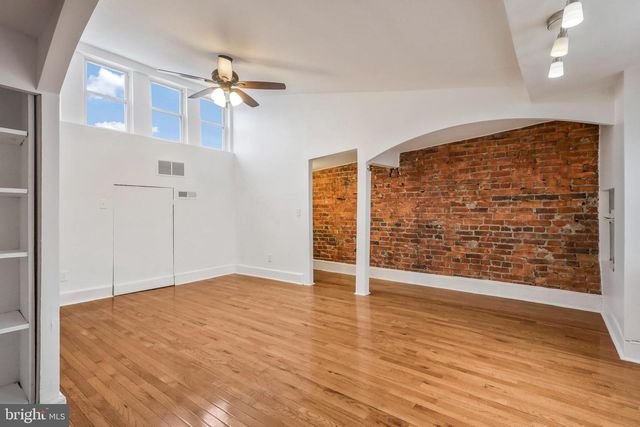 30 R ST NE, Washington, DC 20002