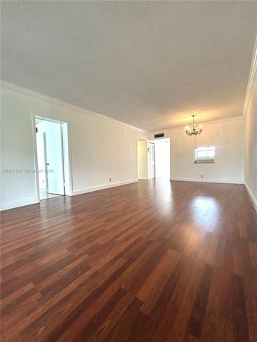 6005 Del Lago Cir 210, Sunrise, FL 33313