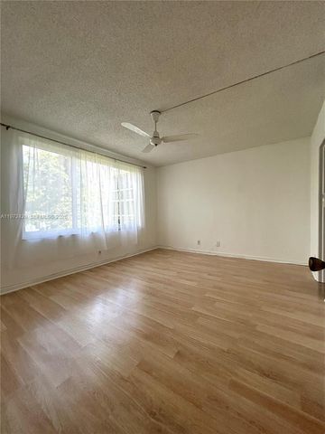 6005 Del Lago Cir 210, Sunrise, FL 33313