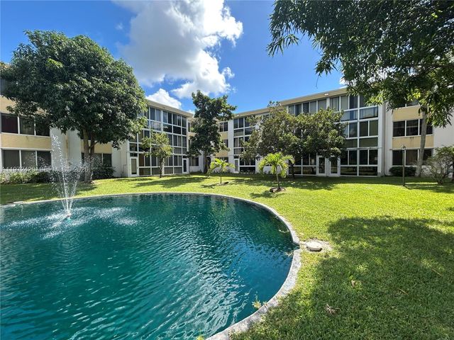 6005 Del Lago Cir 210, Sunrise, FL 33313