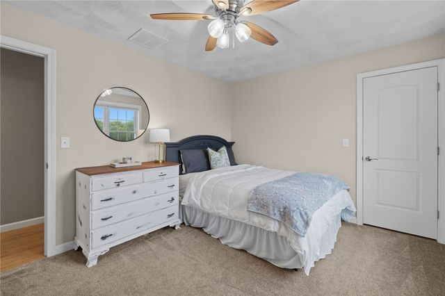 81 Golden View Drive, Johnston, RI 02919