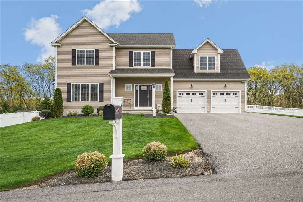 81 Golden View Drive, Johnston, RI 02919