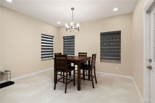 6000 N Rayo Del Sol Street, Edinburg, TX 78542