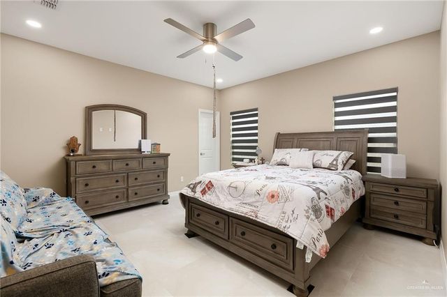 6000 N Rayo Del Sol Street, Edinburg, TX 78542