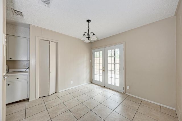 8103 Exmoor DR B, Austin, TX 78757