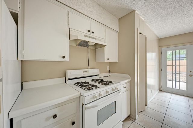 8103 Exmoor DR B, Austin, TX 78757