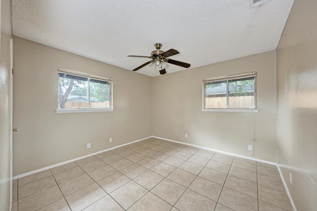 8103 Exmoor DR B, Austin, TX 78757