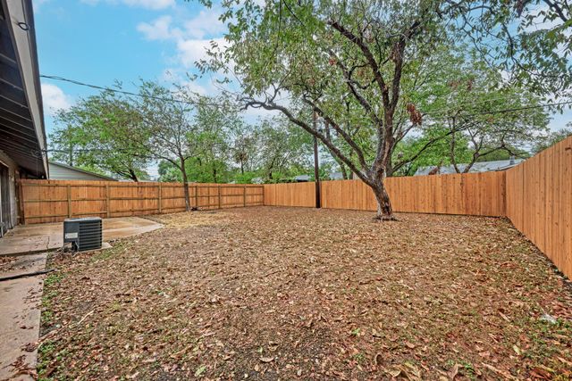 8103 Exmoor DR B, Austin, TX 78757