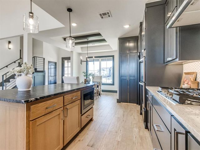 2309 Los Angeles Avenue, Edmond, OK 73034