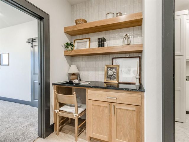 2309 Los Angeles Avenue, Edmond, OK 73034