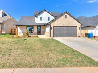2309 Los Angeles Avenue, Edmond, OK 73034