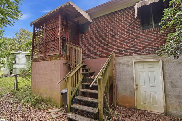 216 Glenn Road, Greenville, SC 29607