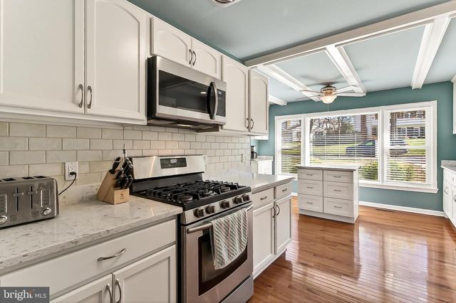 8010 ROCKWOOD CT, Springfield, VA 22153