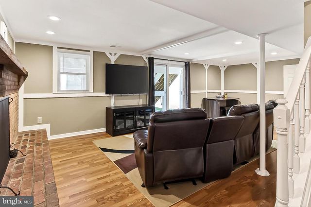 8010 ROCKWOOD CT, Springfield, VA 22153