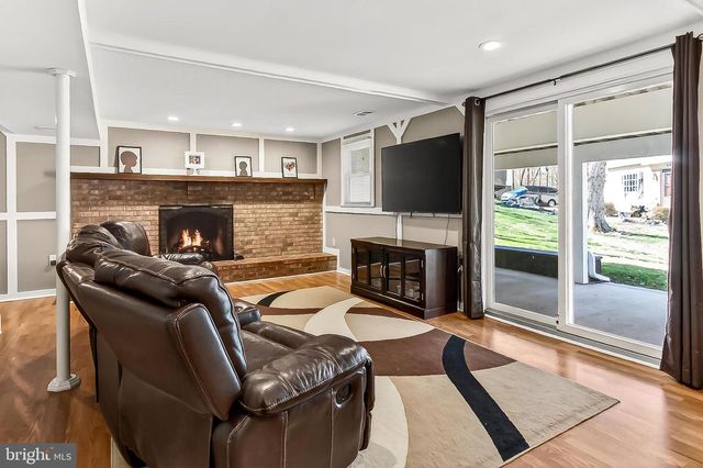 8010 ROCKWOOD CT, Springfield, VA 22153