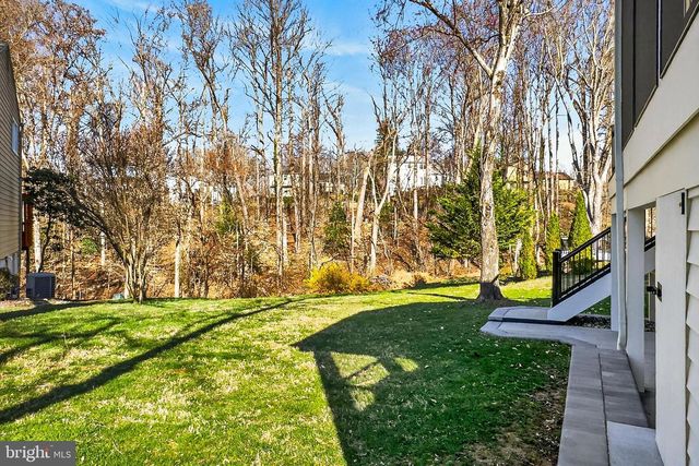 8010 ROCKWOOD CT, Springfield, VA 22153