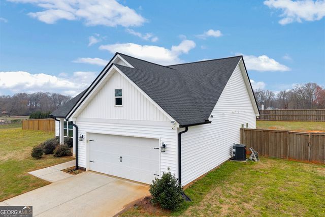 156 Neal Little Road, Carnesville, GA 30521