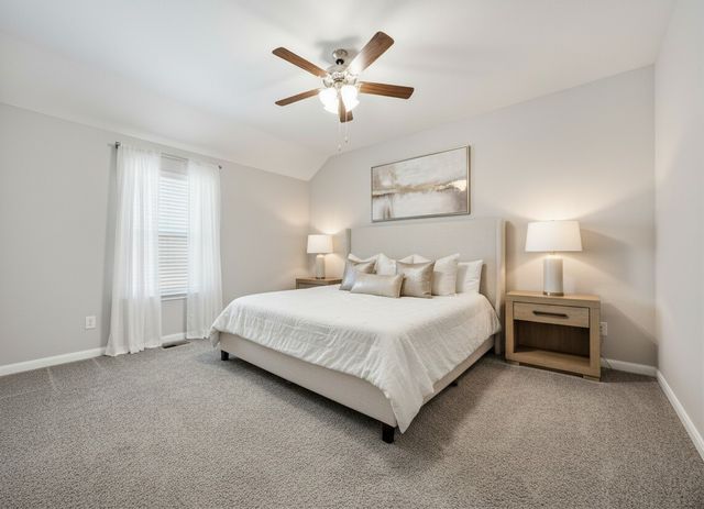 3921 Oak Creek Circle, Denison, TX 75020