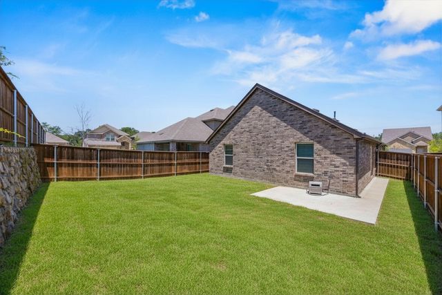 3921 Oak Creek Circle, Denison, TX 75020