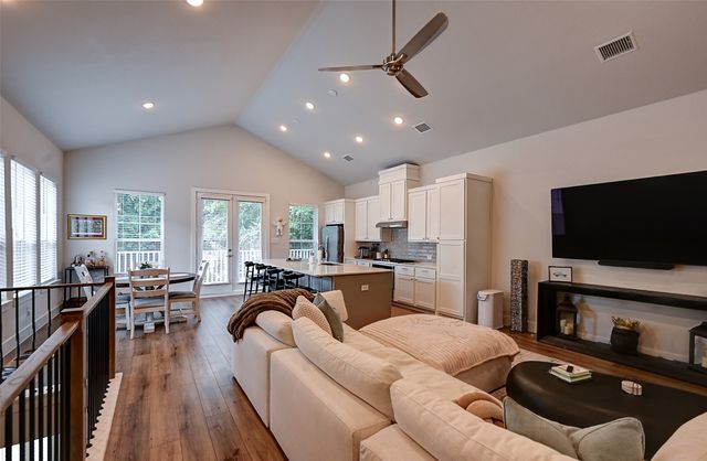 1028 Cavour Place, Dallas, TX 75204
