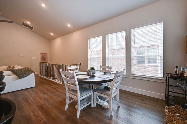 1028 Cavour Place, Dallas, TX 75204