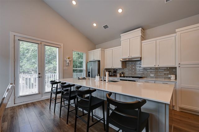 1028 Cavour Place, Dallas, TX 75204