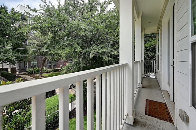 1028 Cavour Place, Dallas, TX 75204