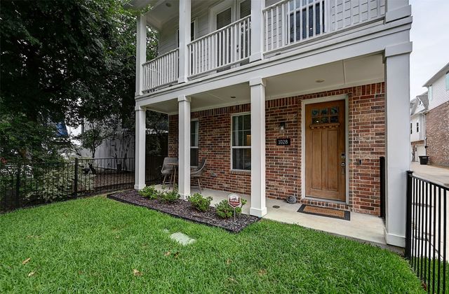 1028 Cavour Place, Dallas, TX 75204