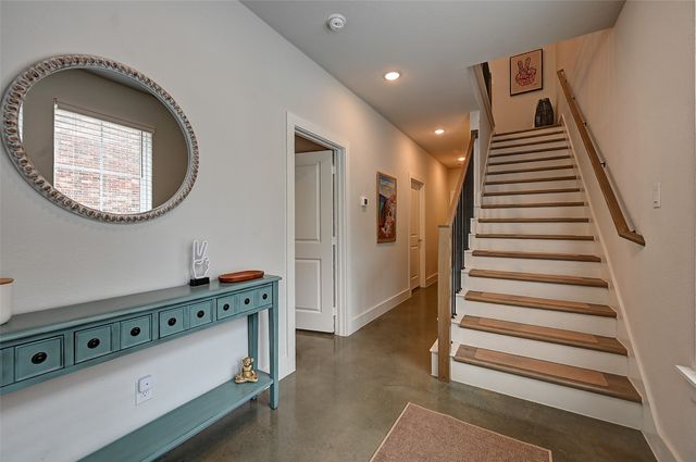 1028 Cavour Place, Dallas, TX 75204