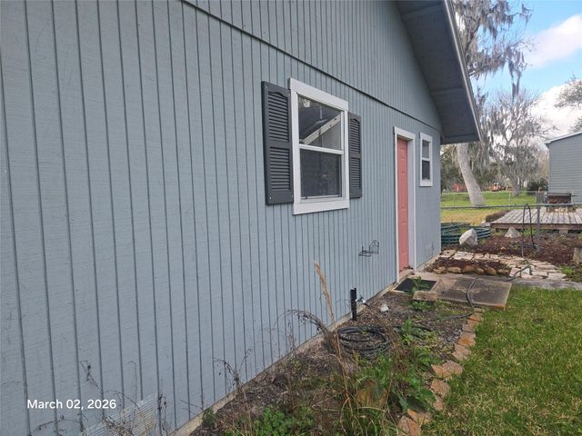 3032 County Road 510j, Brazoria, TX 77422