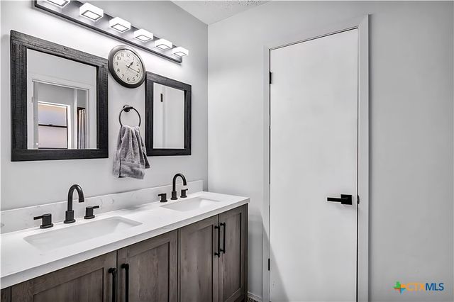 1909 Canyon Creek Drive, Temple, TX 76502