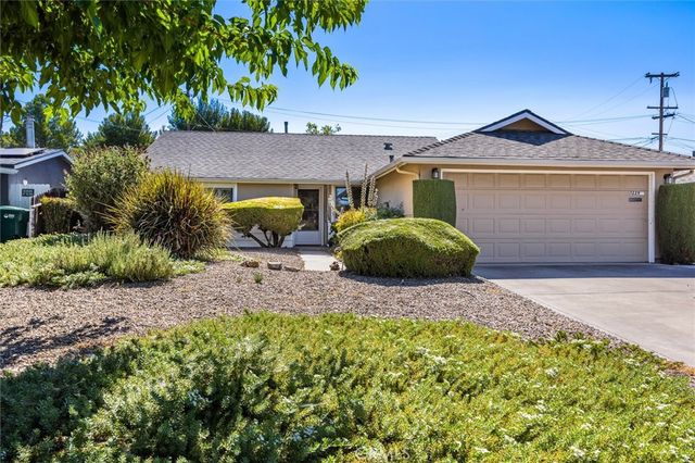 1229 Dorothy, Paso Robles, CA 93446