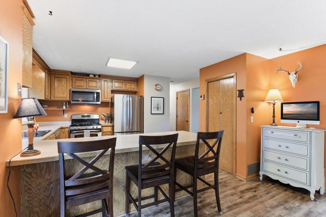 1401 88th Avenue N, Brooklyn Park, MN 55444