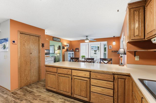 1401 88th Avenue N, Brooklyn Park, MN 55444