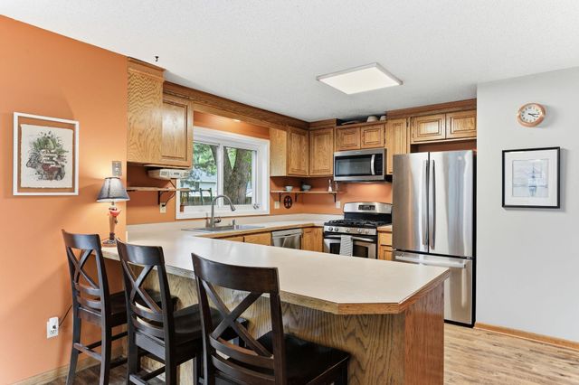 1401 88th Avenue N, Brooklyn Park, MN 55444