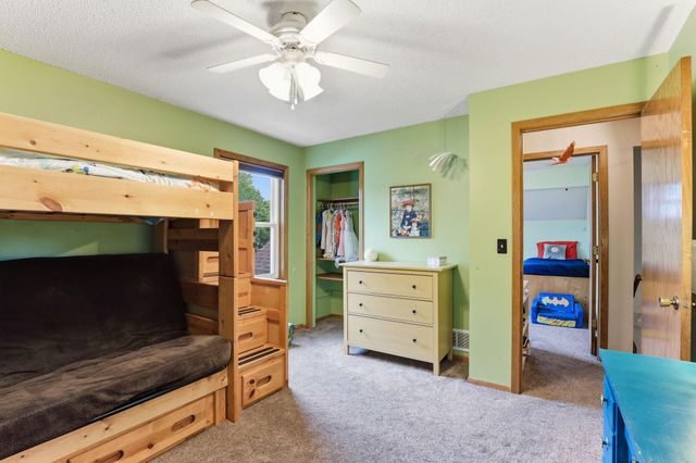 1401 88th Avenue N, Brooklyn Park, MN 55444