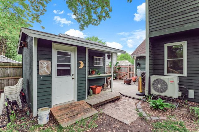 1401 88th Avenue N, Brooklyn Park, MN 55444