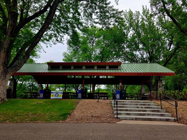 1401 88th Avenue N, Brooklyn Park, MN 55444